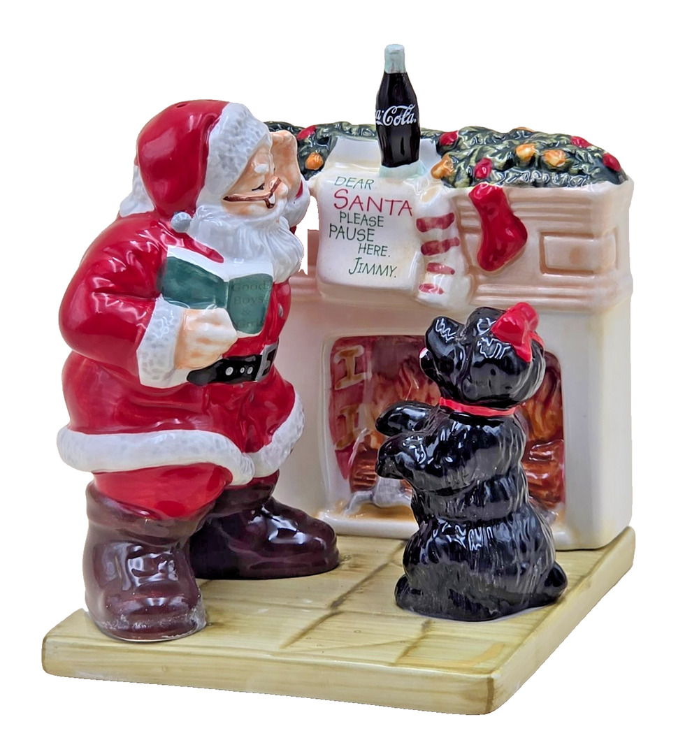 Coca-Cola Santa At Fireplace Dog Salt & Pepper Shakers Earthenware 2002 Vintage